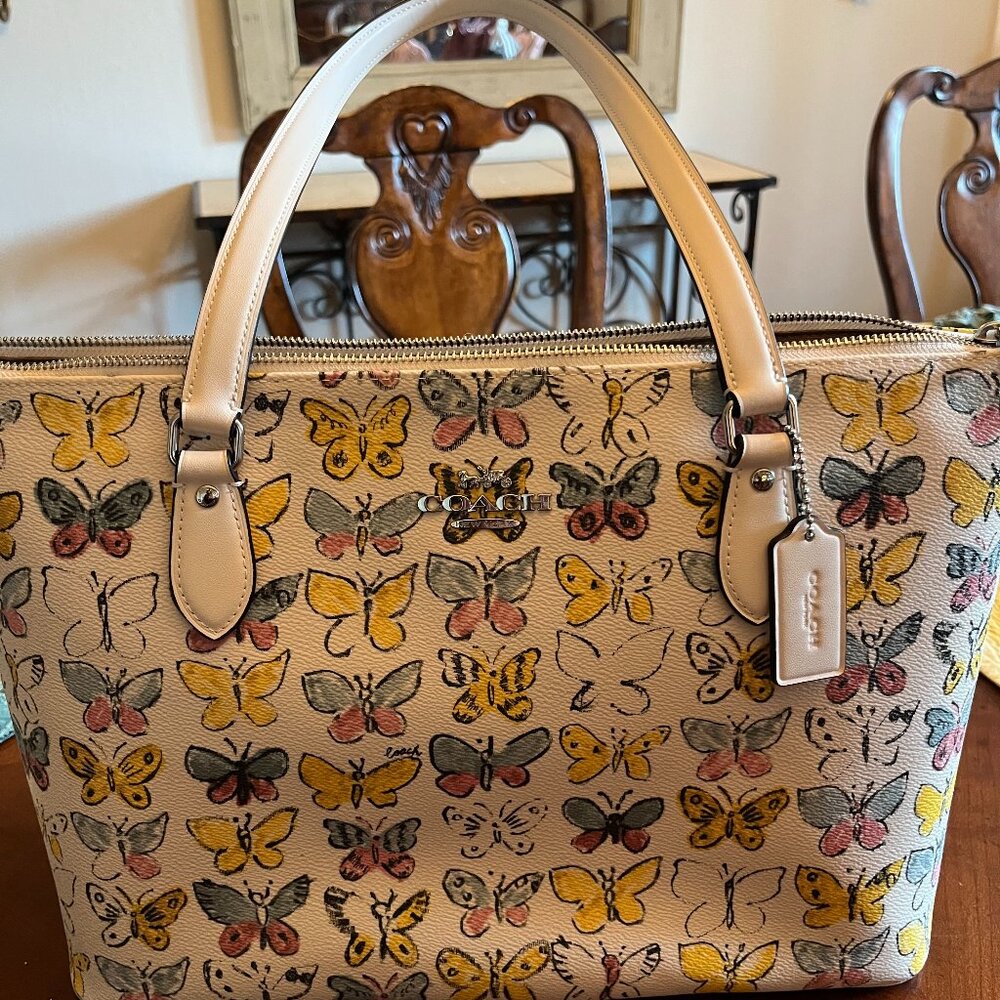 Coach Gallery Tote with butterfly print - EXC USED CONDITION